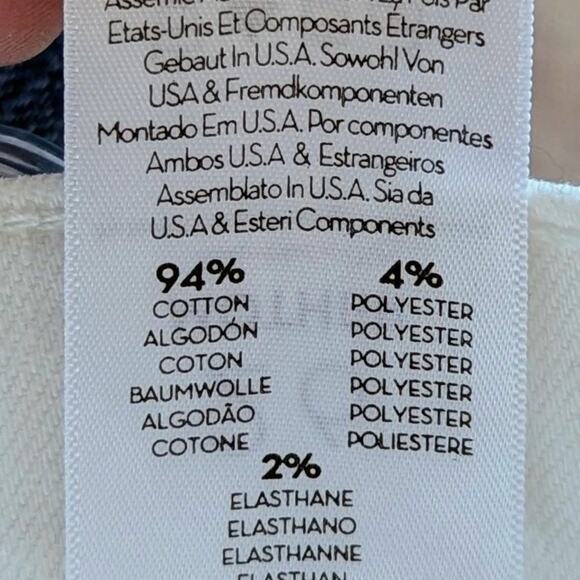 MOTHER 26 High Waisted Rascal Crop Fray Denim Jeans - Picture 3 of 5